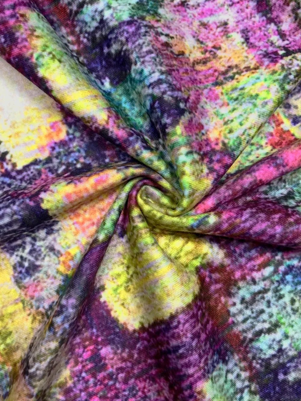 Lifestyle image of product styled for a chic daytime look