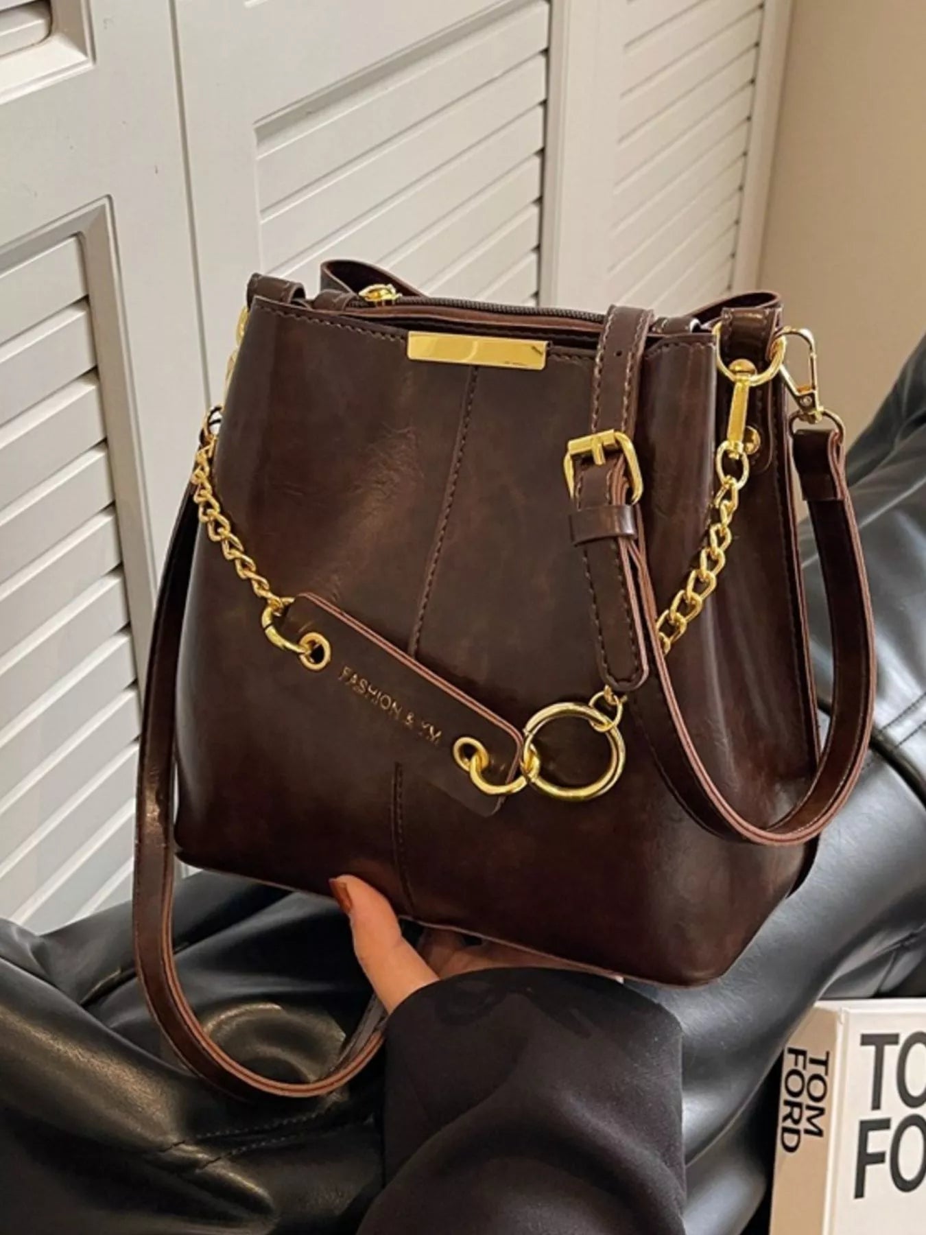 Chain Decor Crossbody Bag - Rochelle's House LLC