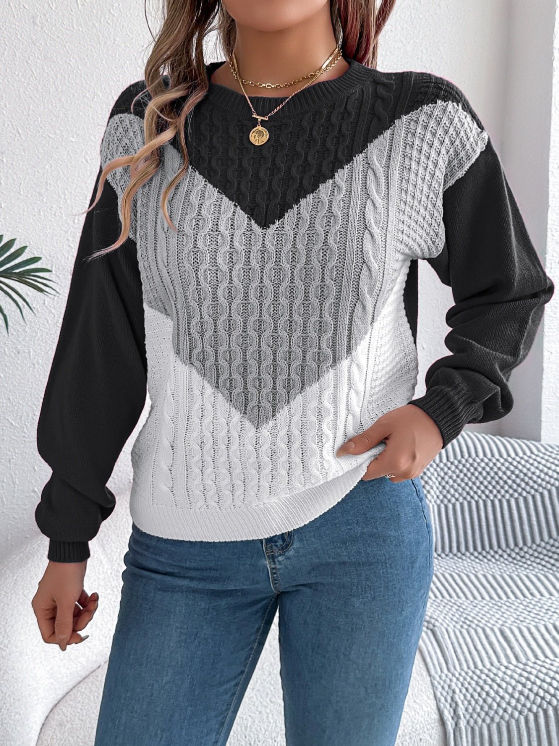 Contrast Round Neck Long Sleeve Sweater - Rochelle's House LLC