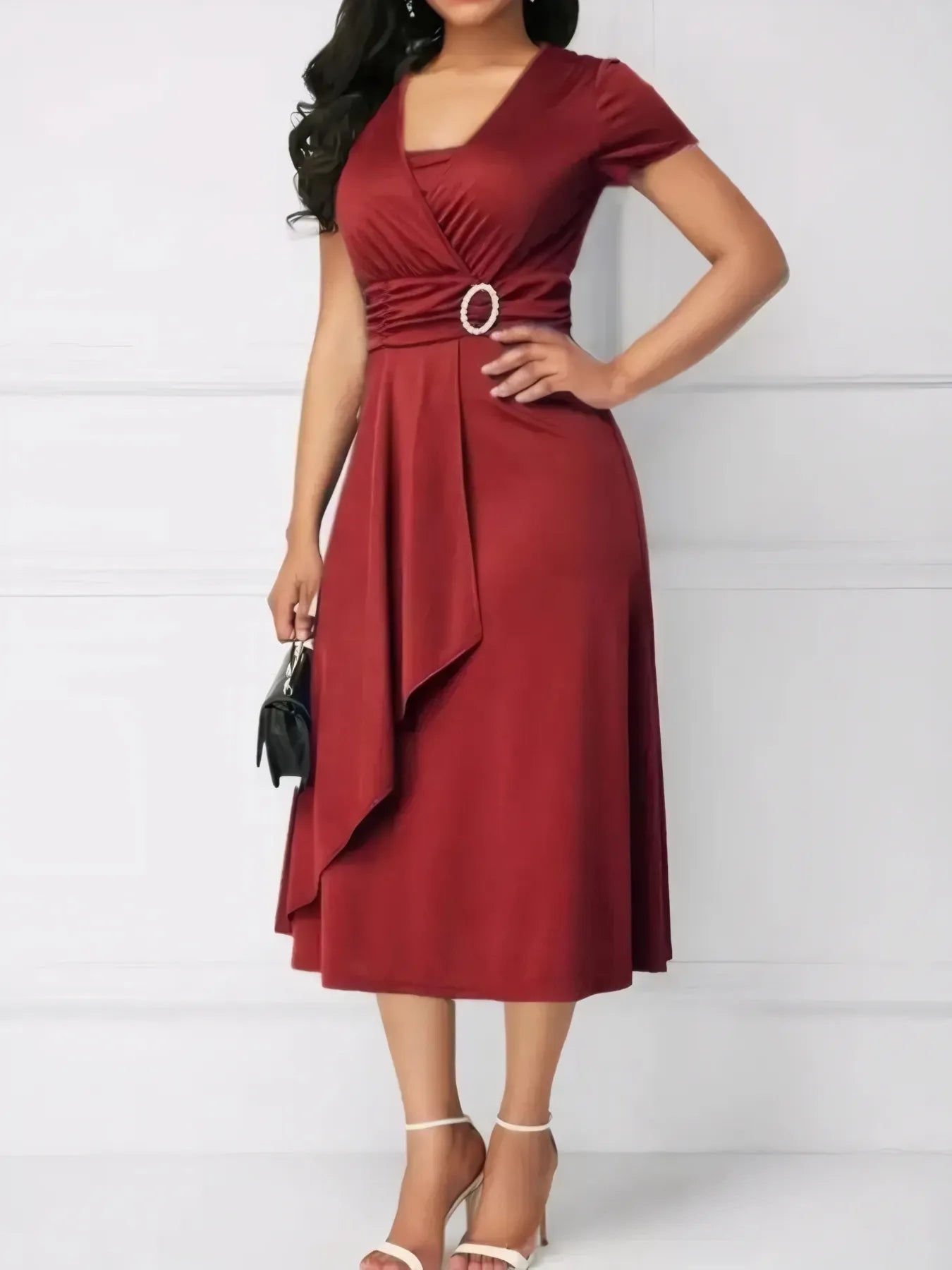 Lifestyle image of product styled for a chic daytime look