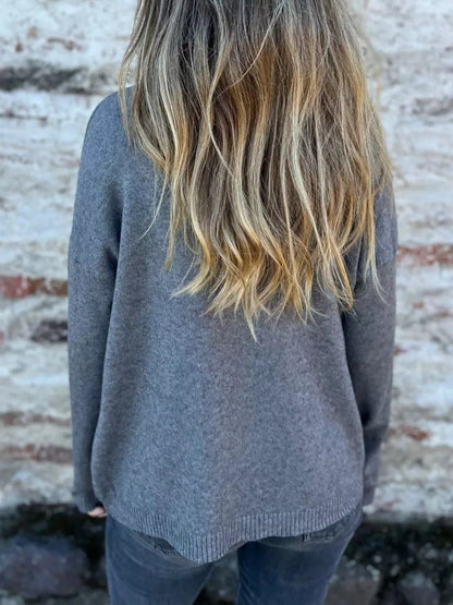 Lifestyle image of product styled for a chic daytime look