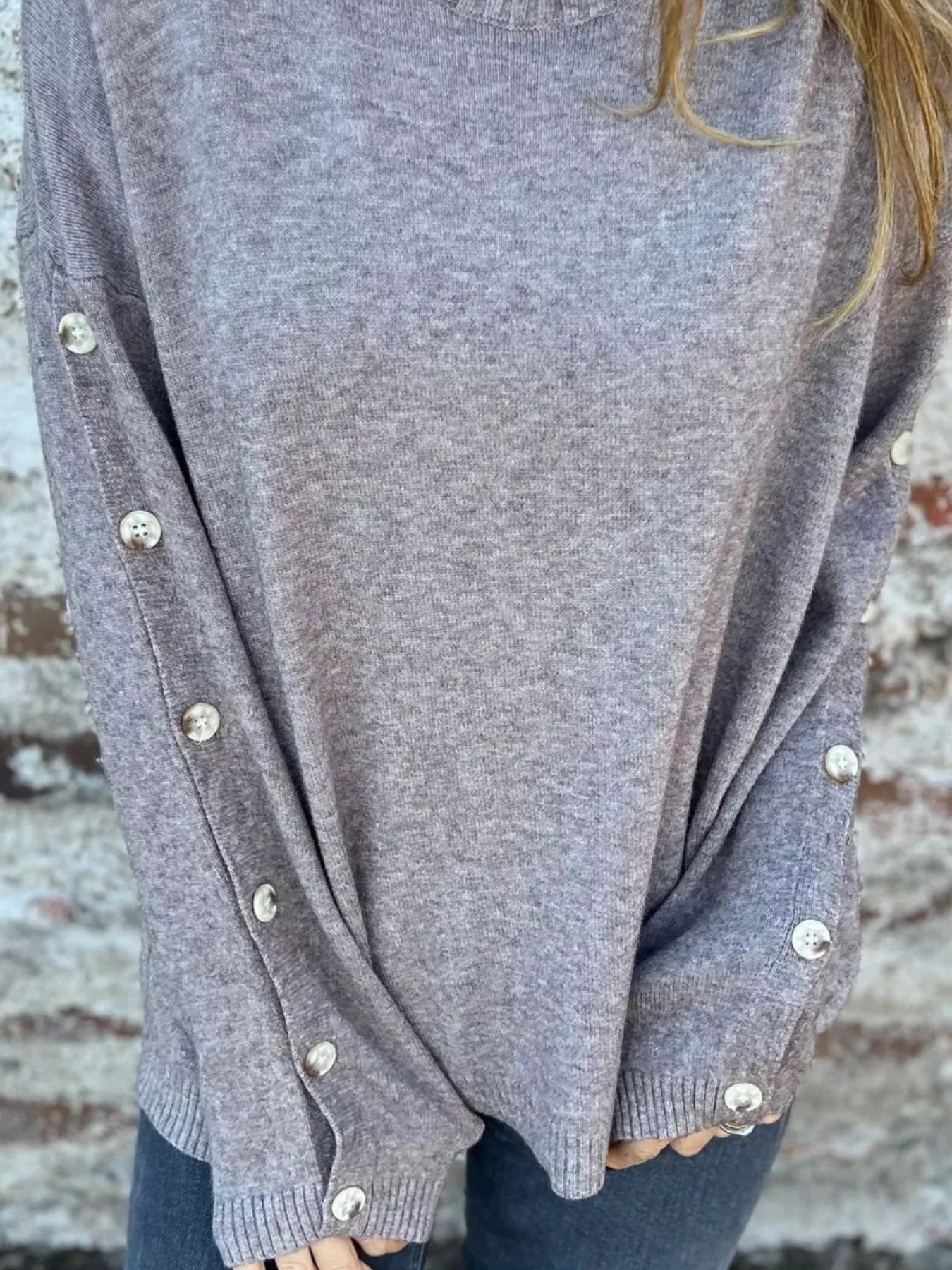 Lifestyle image of product styled for a chic daytime look