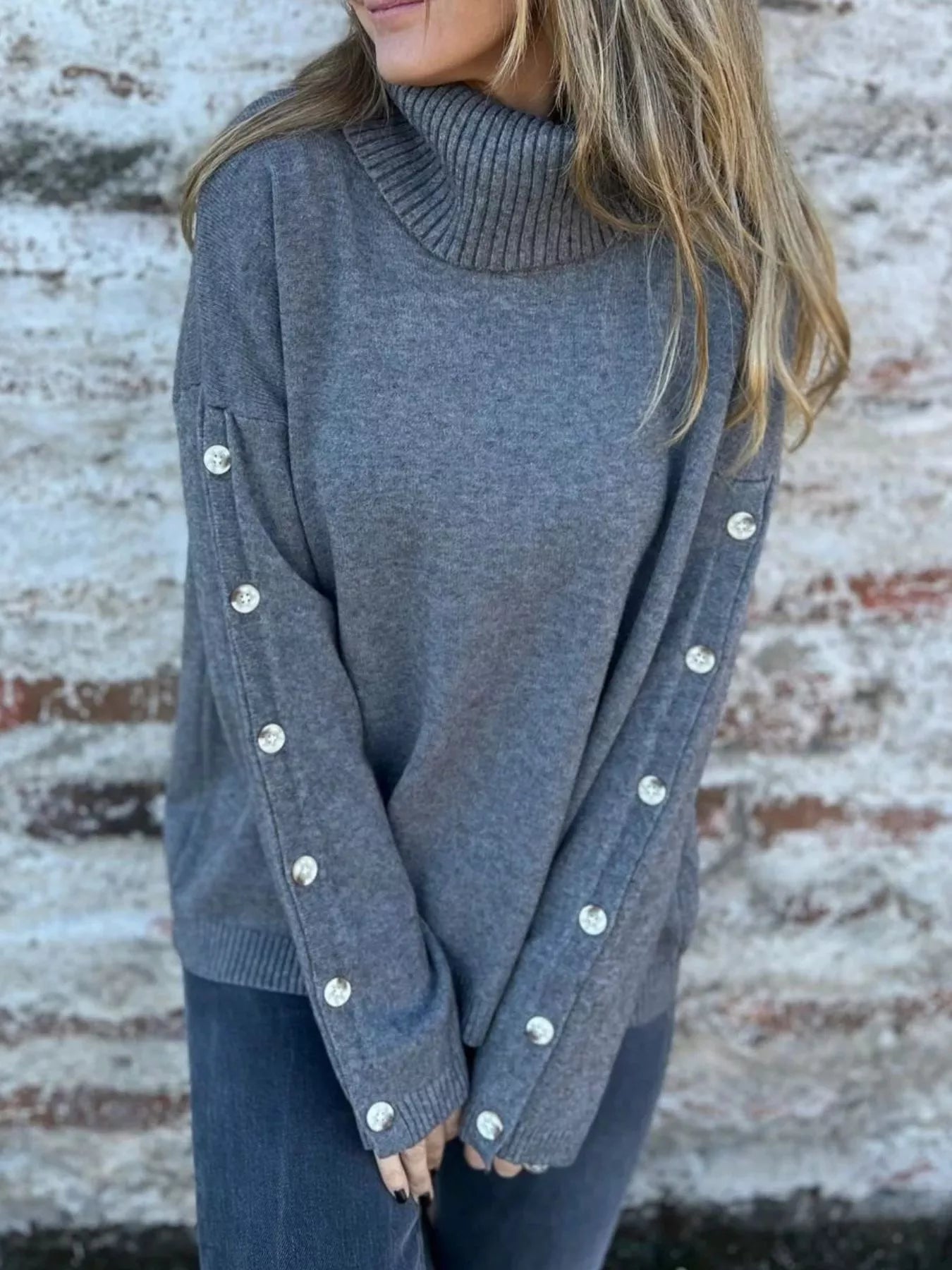 Lifestyle image of product styled for a chic daytime look