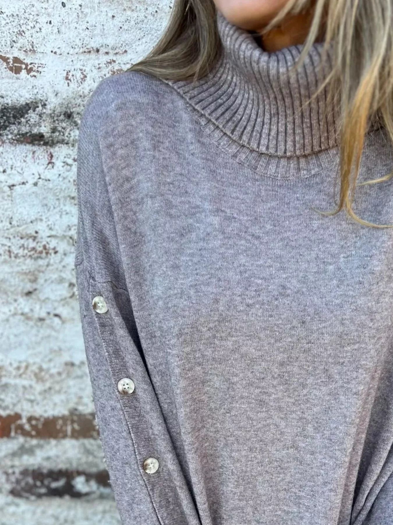 Lifestyle image of product styled for a chic daytime look