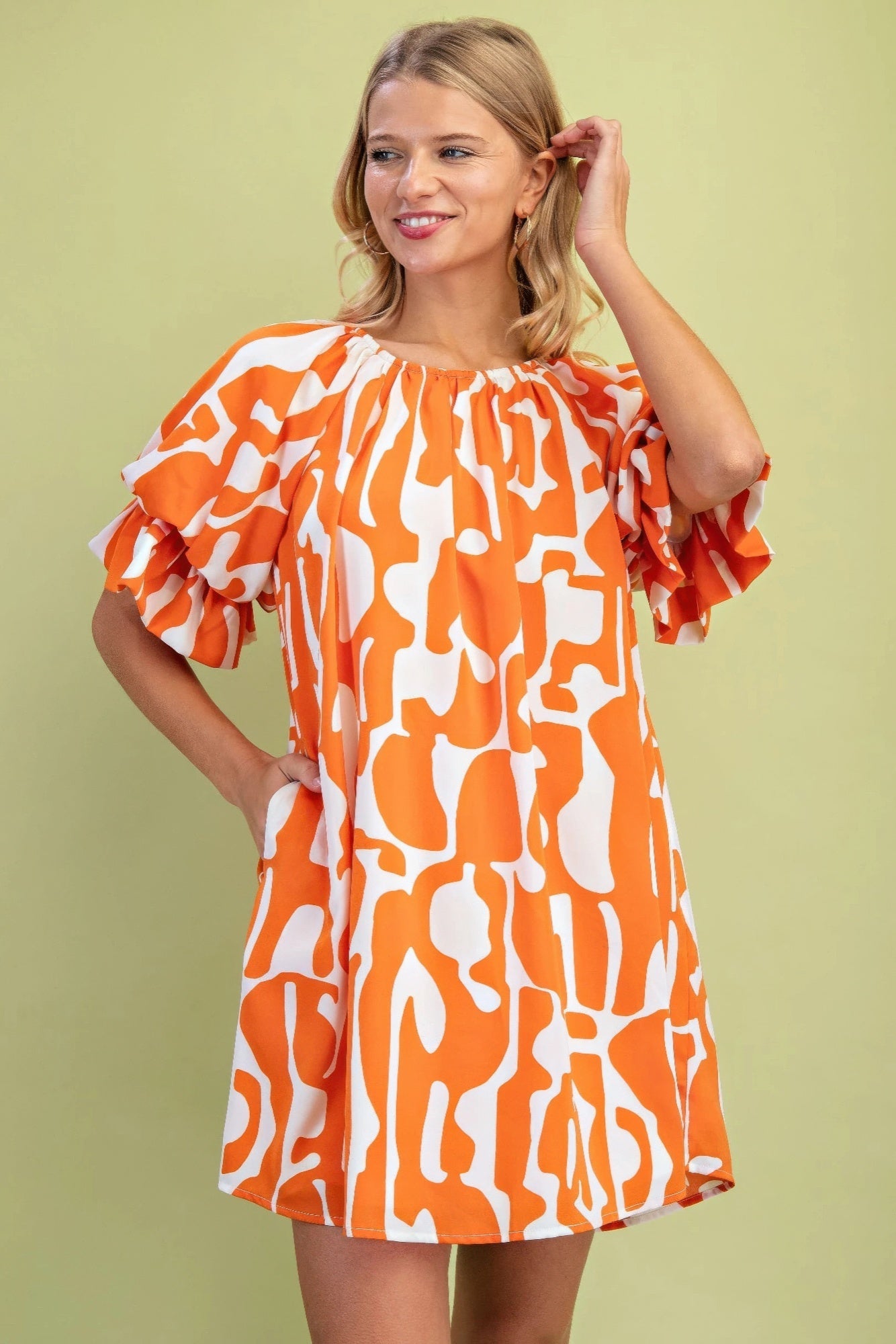 Front view of Geometric Print Loose Fit Mini Dress With Gathered Balloon Sleeves showing neckline and sleeve details