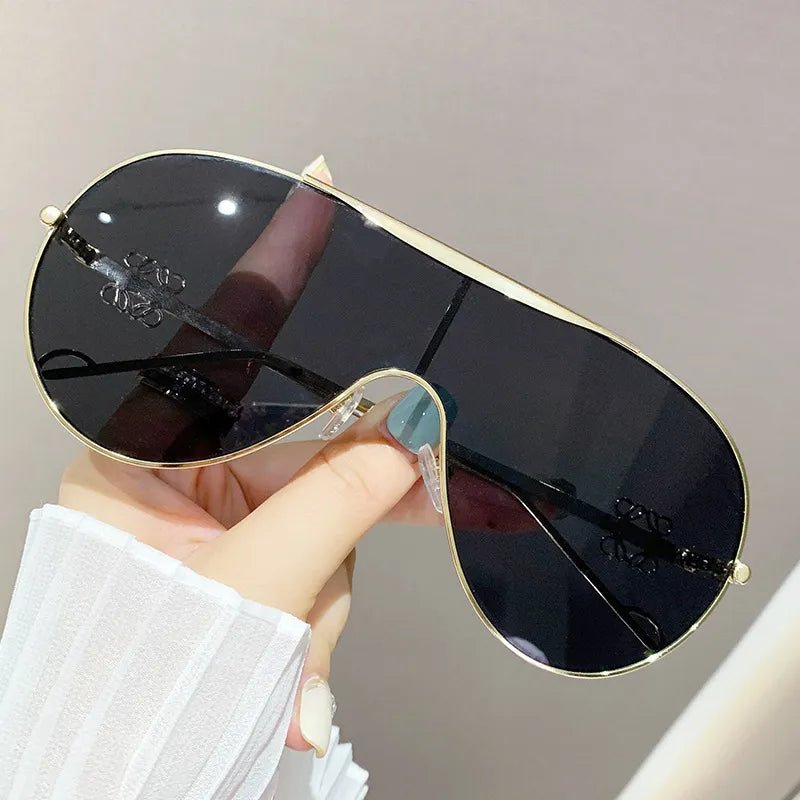 Gradient Aviator Sunglasses - Rochelle's House LLC