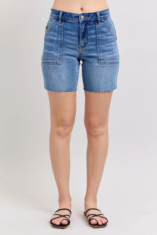 Front view of Judy Blue Full Size Mid Rise Bermudas Denim Shorts W/ Back Flap Pockets Plus Size in MD showing neckline and sl
