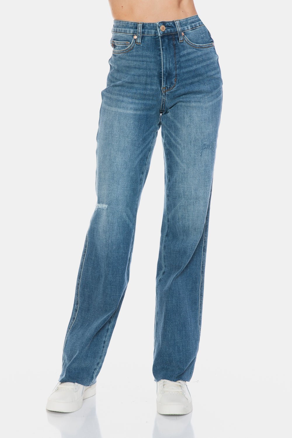 Front view of Judy Blue Full Size Tummy Control Cut Raw Hem Straight Jeans in Medium showing neckline and sleeve details