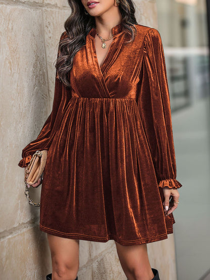 Lifestyle image of product styled for a chic daytime look