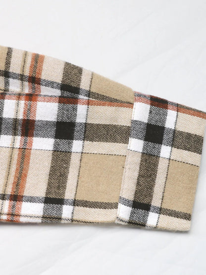 Lifestyle image of product styled for a chic daytime look