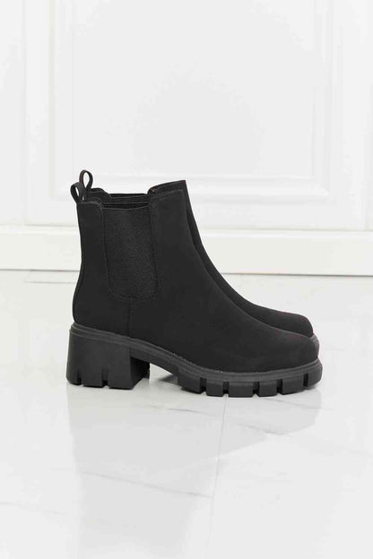 MM Shoes Work For It Matte Lug Sole Chelsea Boots