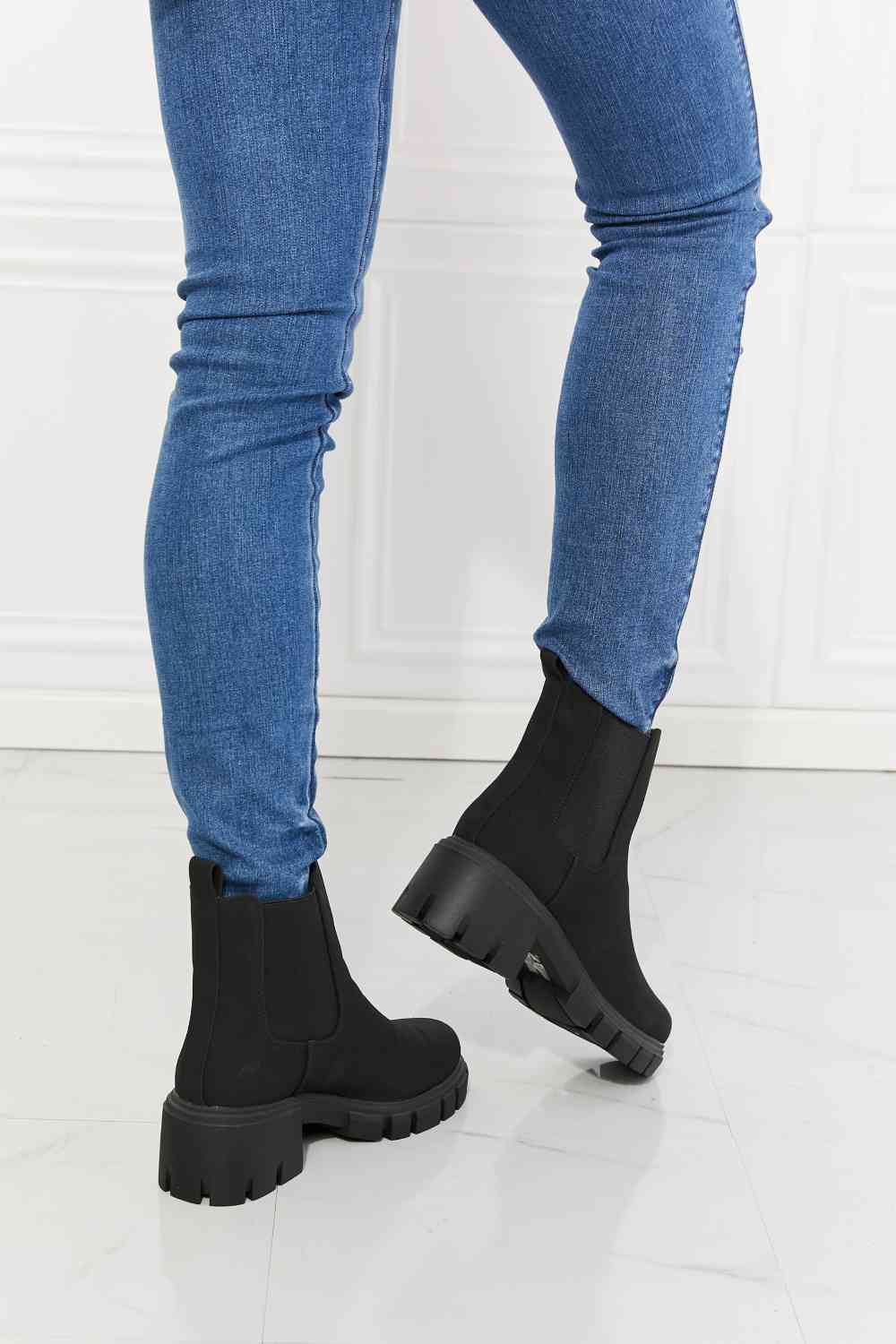 MM Shoes Work For It Matte Lug Sole Chelsea Boots