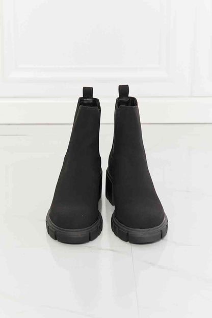 MM Shoes Work For It Matte Lug Sole Chelsea Boots